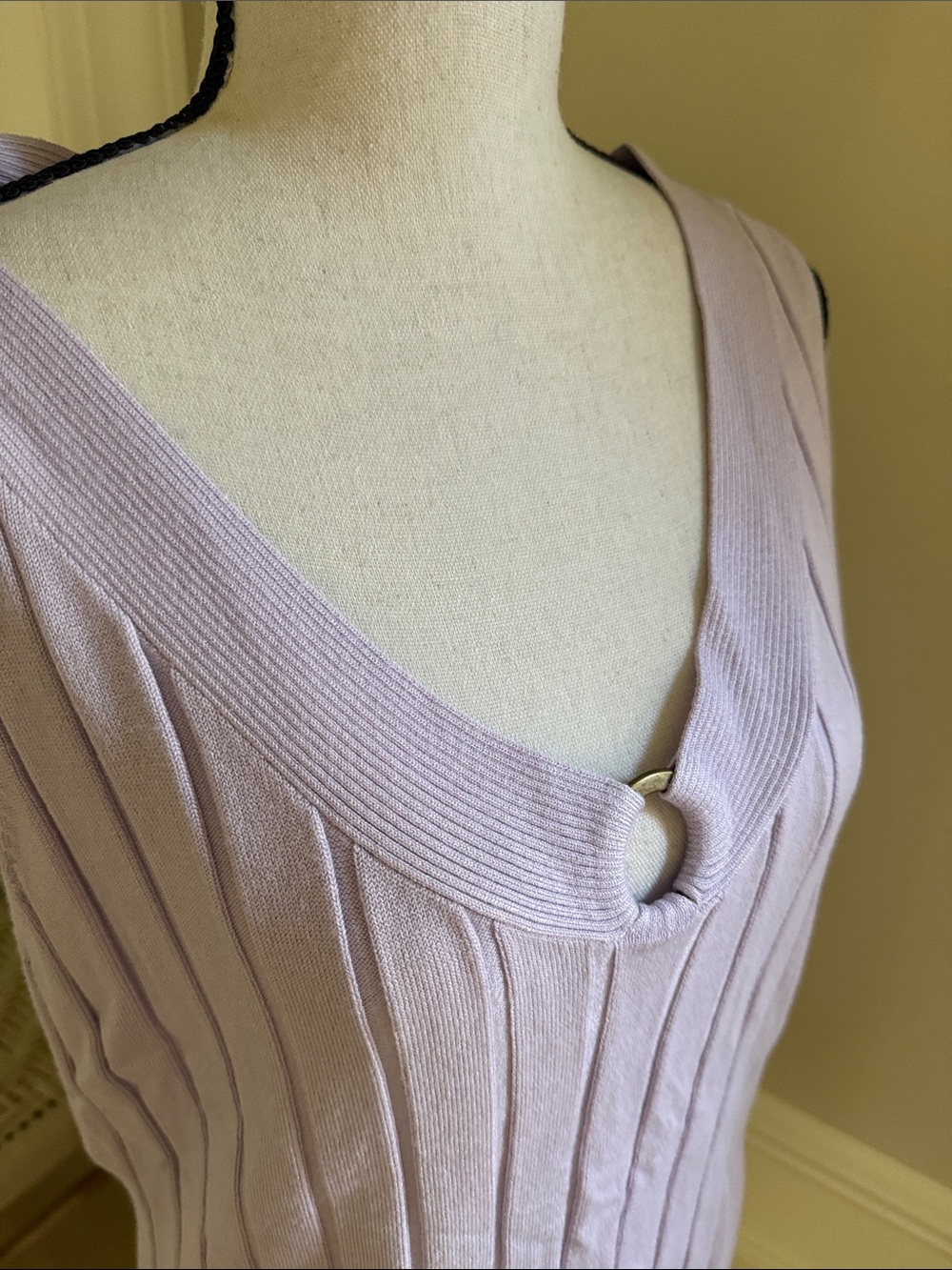 Vintage Axcess by Liz Claiborne Ribbed Knit Tank Top XL Lavender Lilac Ring Neck